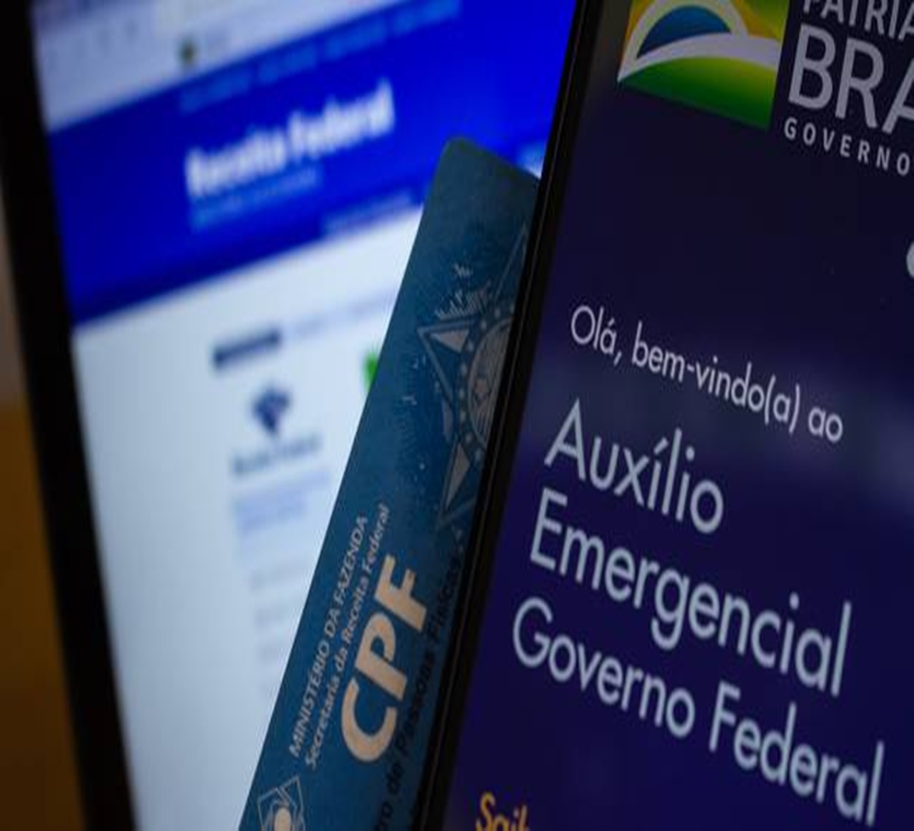 03072020 APARECIDA J - EM APARECIDA : Prefeito Valdemir Oliveira cria Programa de Assistência Jurídica para atender beneficiários que tiveram Auxilio Emergencial negado.